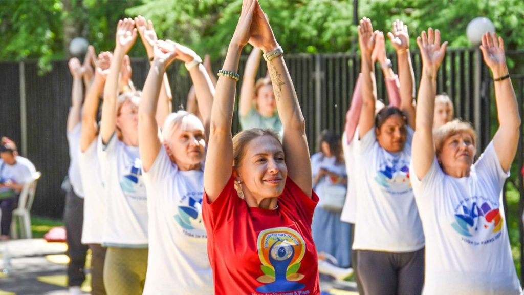 Moscow Celebrates International Yoga Day